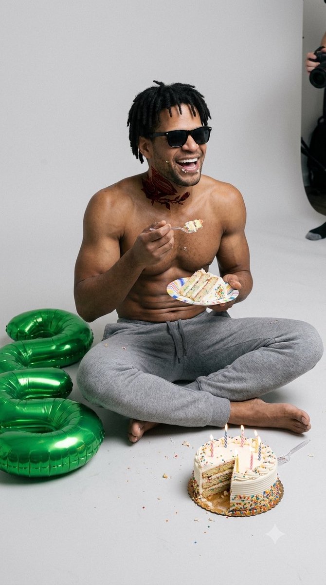 nikoXrated's tweet photo. 😜Happy Birthday To me today.🎉 Enjoying some cake.
#offshot #onlyfansfreak #onlyfans #fanvue #trendingréels #happybirthday https://t.co/fIuVwzllV6