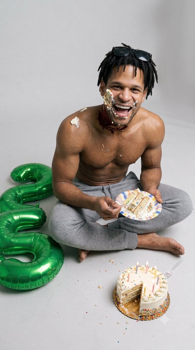 nikoXrated's tweet photo. 😜Happy Birthday To me today.🎉 Enjoying some cake.
#offshot #onlyfansfreak #onlyfans #fanvue #trendingréels #happybirthday https://t.co/fIuVwzllV6