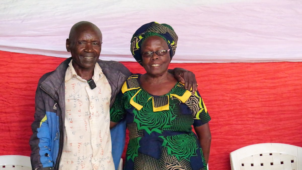Burundicvr's tweet photo. La #CVR et MIPAREC poursuivent leurs échanges avec les habitants de la commune #Shombo . Cette rencontre offre un espace d'écoute, de dialogue et de réflexion sur les crises qui ont marqué le #Burundi et leurs conséquences sur la cohésion sociale. @Gitega 🇧🇮🤝 https://t.co/9UWPTP47bx
