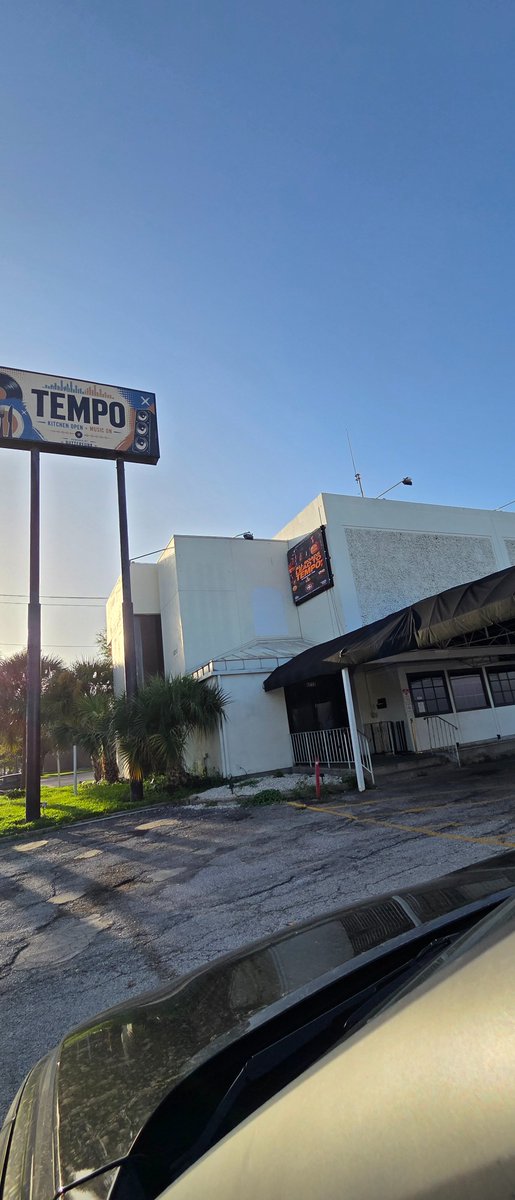 RJ_Shift4's tweet photo. TEMPO POWERED BY BUTTERFUNK near the Galleria area just opened up! Nice spot to get some southern comfort food! This is the Merchants second location with @Shift4 Shift4 Dine. https://t.co/pJ4pKhjrtw