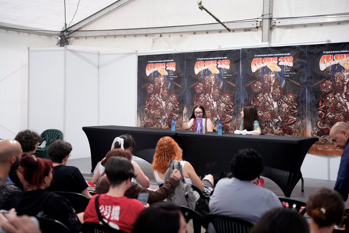 festivalcelsius's tweet photo. Estela Bescós nos habla de Todo lo que callamos en el #celsius2026 y nos deja completamente sin palabras con su talento https://t.co/nekDbgoWgf
