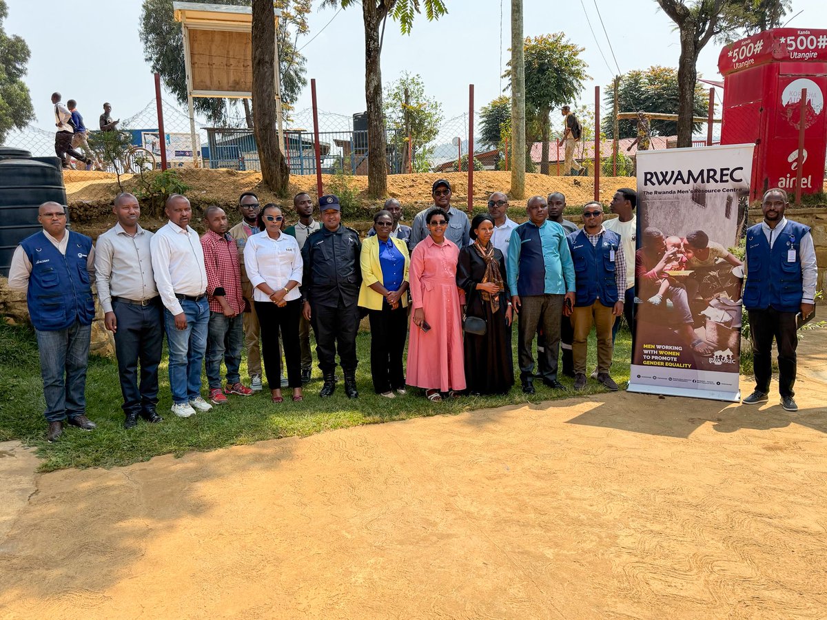 rwamrec's tweet photo. Yesterday, RWAMREC officially launched the project “Strengthening Peaceful Families and Gender Equality in Kiziba Refugee Camp and the Surrounding Community Through Male Engagement.”

The initiative will:
🤝 Train 120 couples
🕊️ Promote peaceful families
👨‍👩‍👧 Strengthen men’s engagement
⚖️ Advance gender equality
📢 Raise community awareness to prevent family conflict

The launch brought together Karongi District, Kiziba Refugee Camp leadership, MINEMA, UNHCR, local leaders, the refugee committee, and other partners committed to building resilient families and peaceful communities.

Together, we’re creating lasting change through dialogue, partnership, and positive masculinity.

#RWAMREC #GenderEquality #PositiveMasculinity #Peacebuilding #Rwanda
