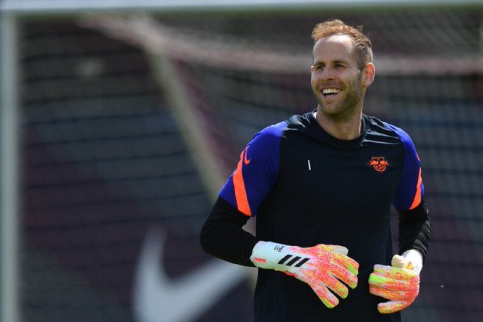 Transfer1_Daily's tweet photo. 🚨🟡 Villarreal are in advanced talks to sign Peter Gulacsi as new goalkeeper, here we go soon!
Negotiations underway with personal terms almost agreed and club to club ongoing. #RBLeipzig #Villarreal #VillarrealCF #RBL
Source: Fabrizio Romano https://t.co/bYthdLH0TZ