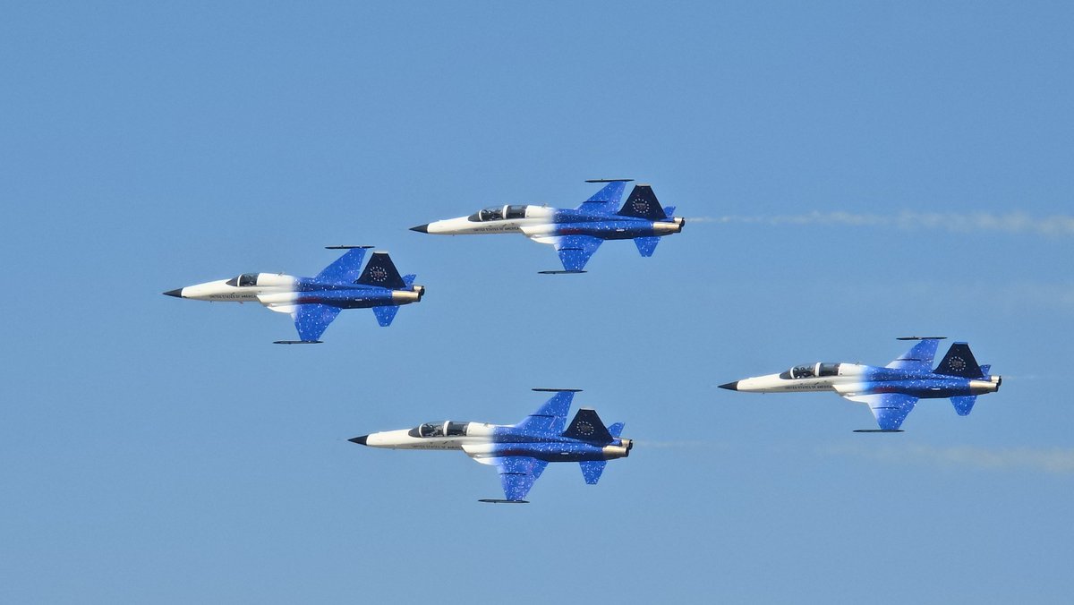Stokes2637's tweet photo. What a treat to see @rookisaacman and Ghost squadron in the gorgeous @NASA F-5's at #Osh26! Loved it! https://t.co/0iVIBs6Jqm