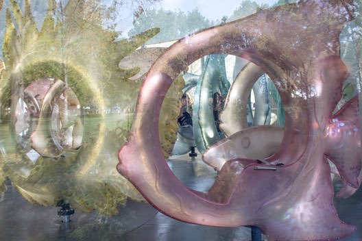 miushies's tweet photo. seaglass carousel by george tsypin, nyc (2015) https://t.co/77Kd0LkmqP
