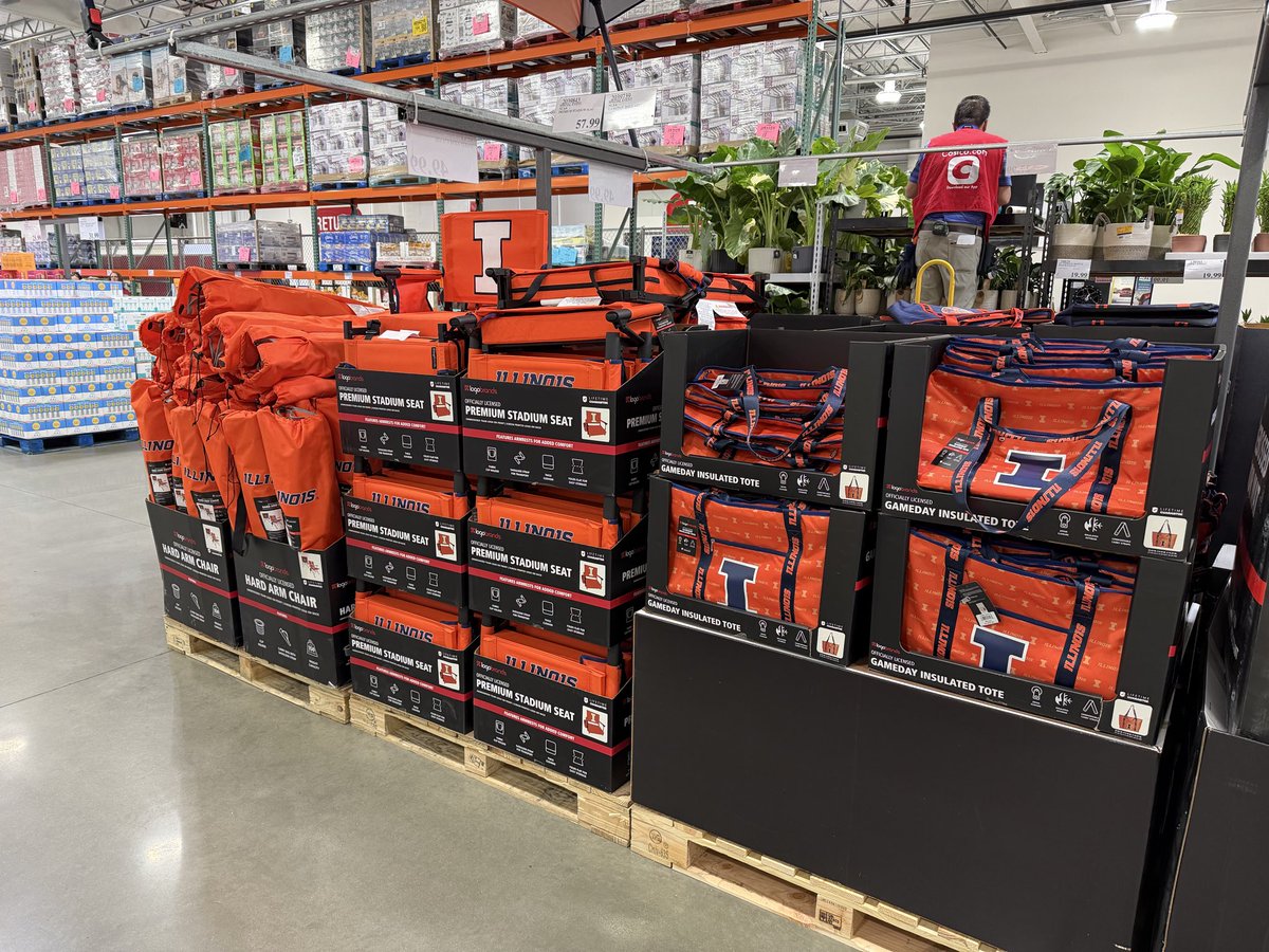 ChiSportsTweetr's tweet photo. The college football tailgating gear has arrived in the North Naperville Costco. A decade ago when this store first opened, this was all Iowa Hawkeyes stuff. There are small signs of @IlliniAD’s success everywhere if you look hard enough. https://t.co/JNv3L96fiG