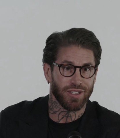 fcb_elias1's tweet photo. Sergio Ramos: “ For me Messi is the best player in the world , football owes him another World Cup “ https://t.co/BClYP1Hb7Z