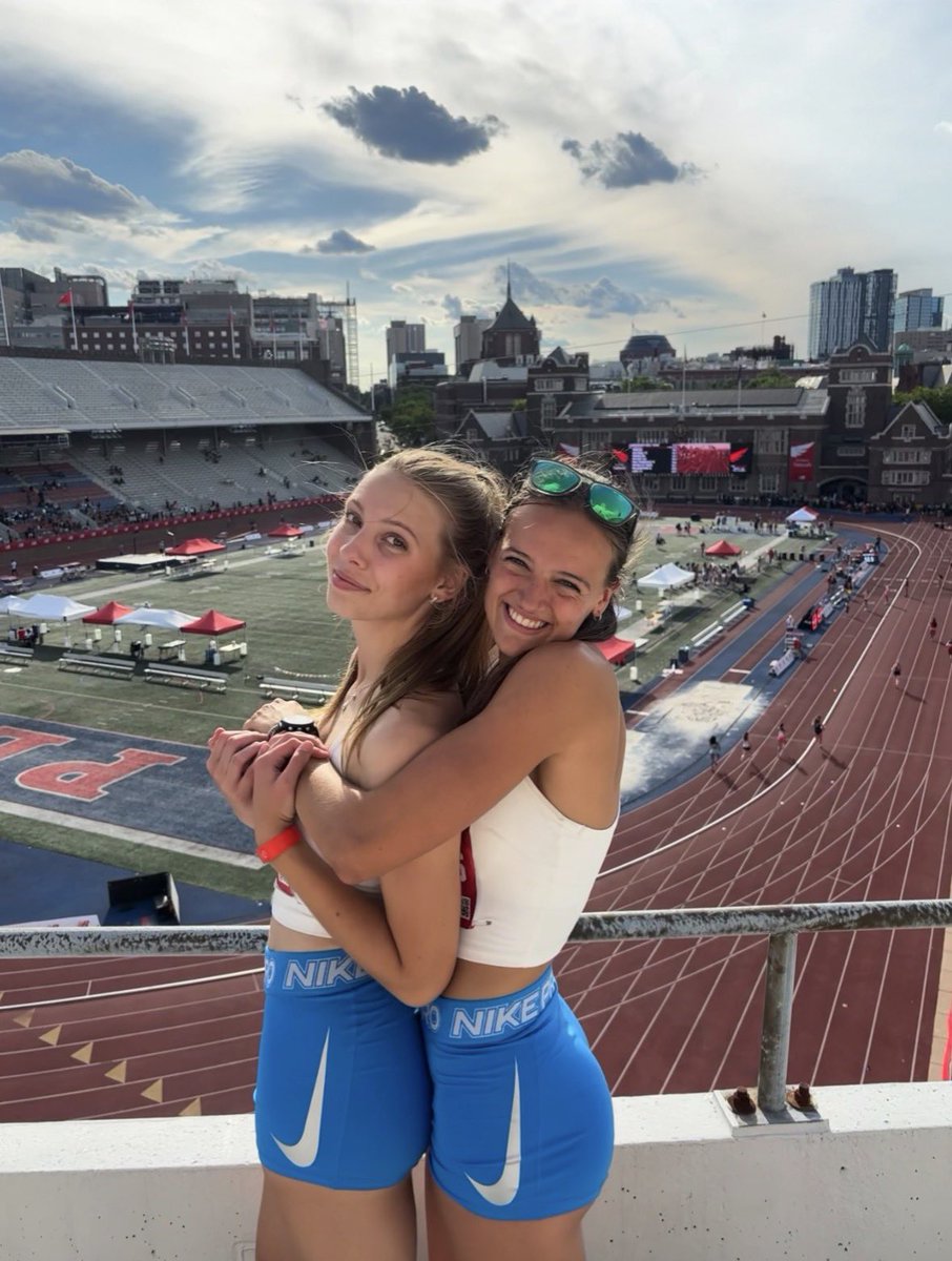 mollymones's tweet photo. a few more pictures because i just love my teammates so much and had a blast at nationals!! 🤩🤩 https://t.co/07EP3JEutg