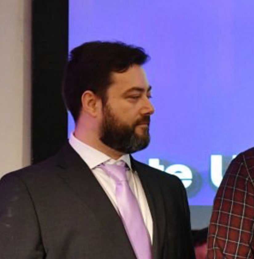 GarufG91598's tweet photo. @TheYcOrg @HolexTv @pray2tompearl No he’s not, look how short and flattened his occipital bone is resulting in a broad forehead and face in general. https://t.co/eSLJvDu63n