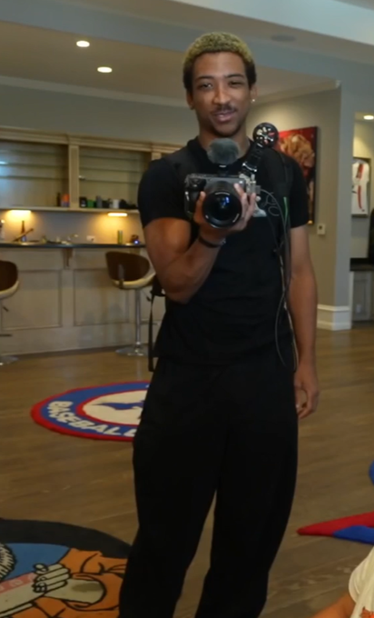 ethansoxtra's tweet photo. YBG: 
Camera knowledge - D
Panning - C
Focus/Blur - D
Lore - S+
Stamina - A
Chemistry - S+
Reload - B- 
Mira - F https://t.co/6i7FXl3jq7