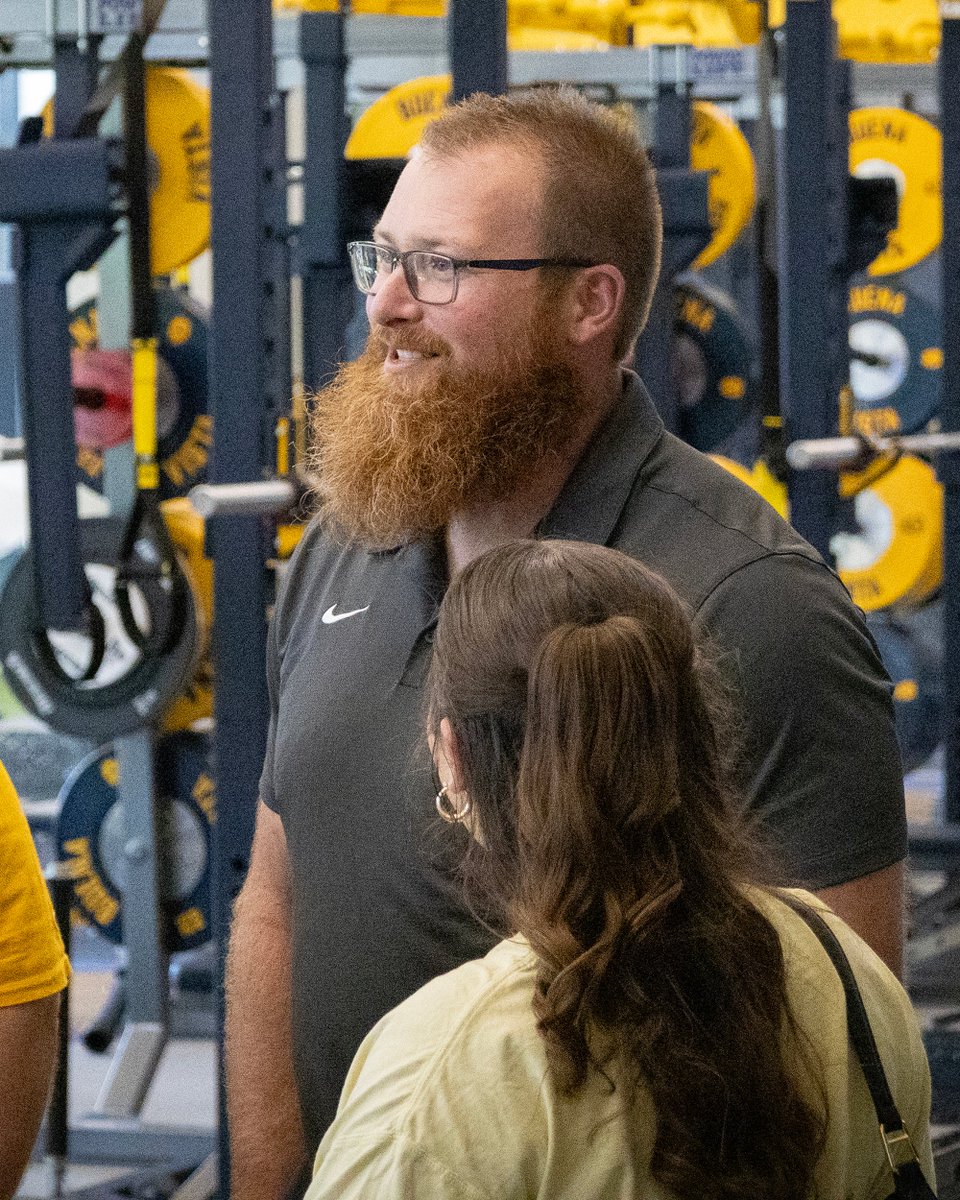 BVUAthletics's tweet photo. SHANE MAIER earns recognition as the SAAC faculty/staff member of the year!

This award recognizes a faculty or staff member on campus that supports student-athletes throughout the year.

THANK YOU for everything you do, Shane! #BeaversBuild https://t.co/OxPL5uhW7O