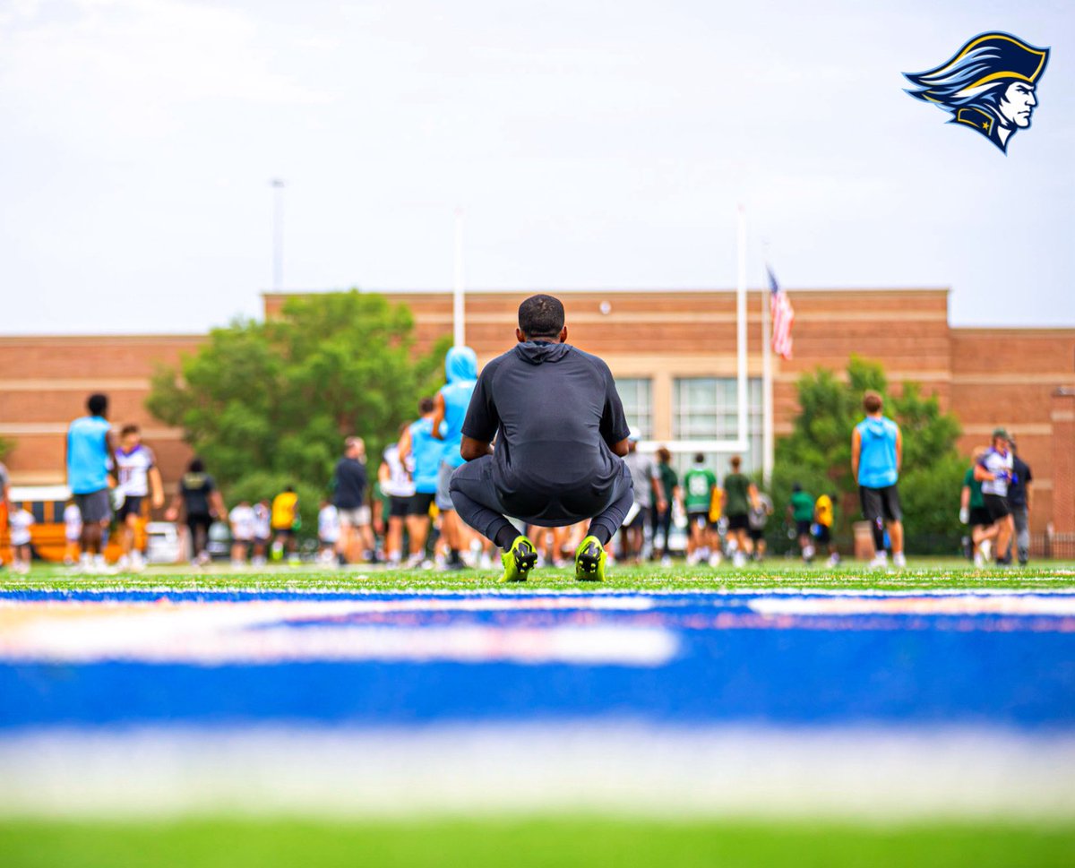 FCHS_Patriots's tweet photo. Staff shots from yesterday's 7v7 at Norfolk Academy📸💥courtesy of Sam Levin Flicks. Go Pats! #squad #leadership #gains #begreat #gopats https://t.co/n4TZ0drqOy