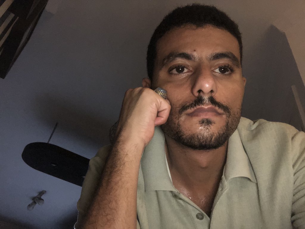 yas008ser's tweet photo. إحنا المزوجين أكثر ناس ضابحين وزعلانين إن كأس العالم كمل 🥲
ما عد عنقدر نتعذر لنسواننا لمن نتأخر خارج للفجر 💔😂 https://t.co/CcOhOSVkWL