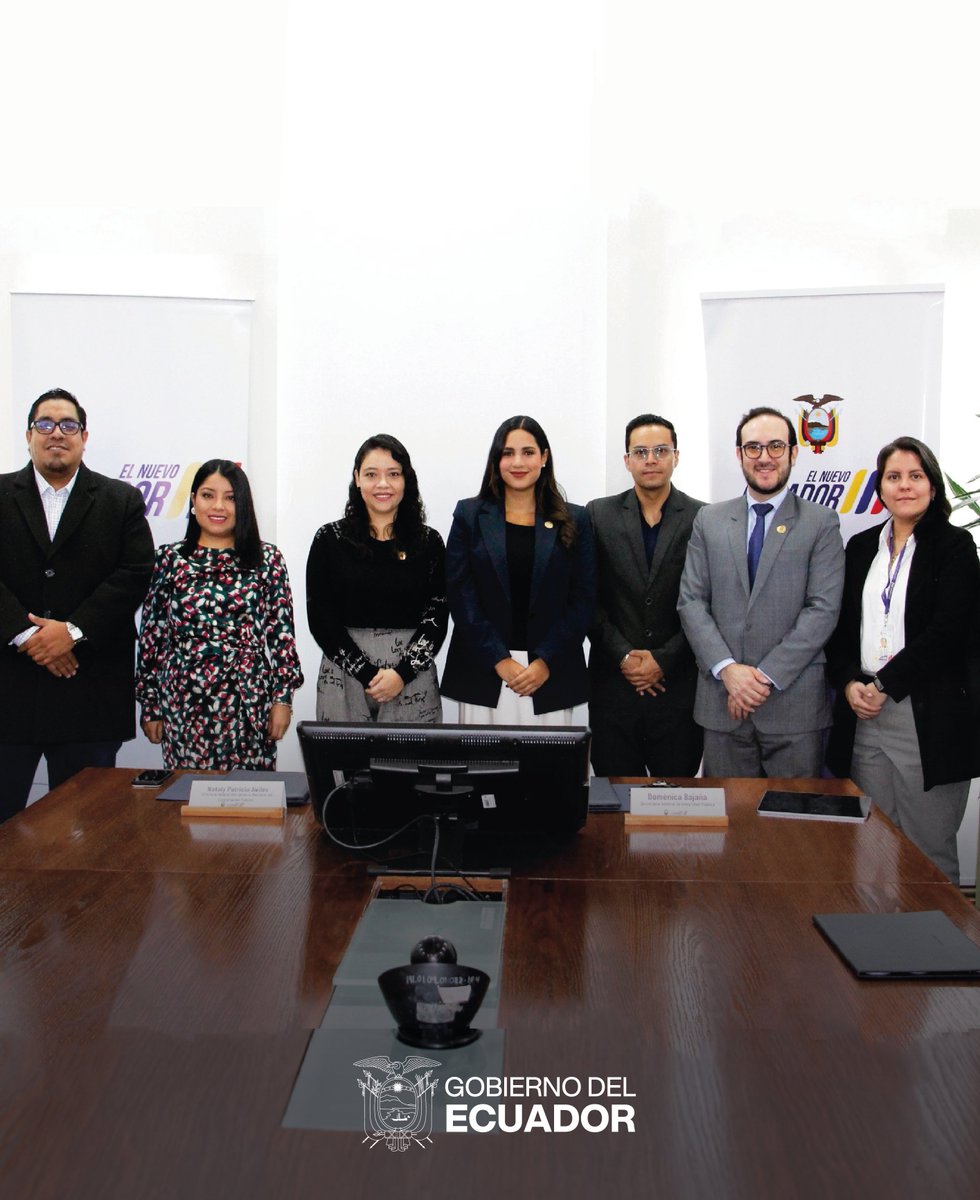 Integridad_EC's tweet photo. 📄 Boletín | El Gobierno del presidente @DanielNoboaOk  implementa, a través del @SERCOPec  y la Secretaría General de Integridad Pública, un canal automatizado para recibir alertas sobre posibles actos de corrupción.

➡️ https://t.co/Jm3FbnmOKg https://t.co/1wcvZ7YnWg