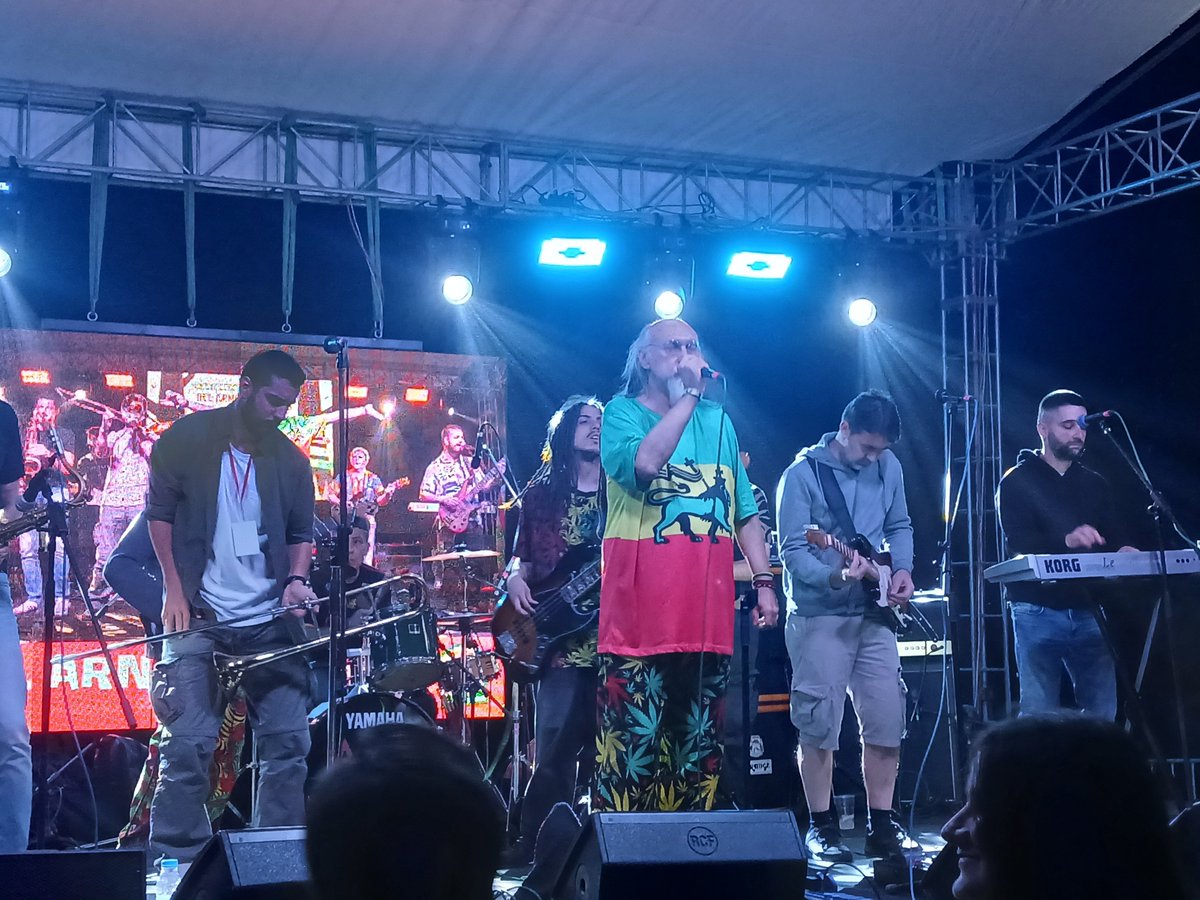serbian_et's tweet photo. Reggae reggae reggae..... https://t.co/Gagf2VqPqc