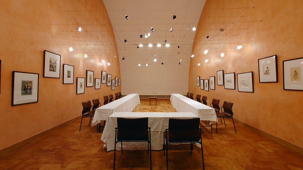 matatabilabo's tweet photo. ホテル川久では有料で館内の見学もできます。
世界中の建築技術やダリ等のアートや骨董品もあってめちゃくちゃオススメです!インテリアや絵画も素晴らしいものばかり。ロビーのドーム天井の金箔はギネスに登録されています
（Xの仕様変更で追加情報をツリーに繋げるか引用するか、それも悩み中です…） https://t.co/T6n5FeKcBn