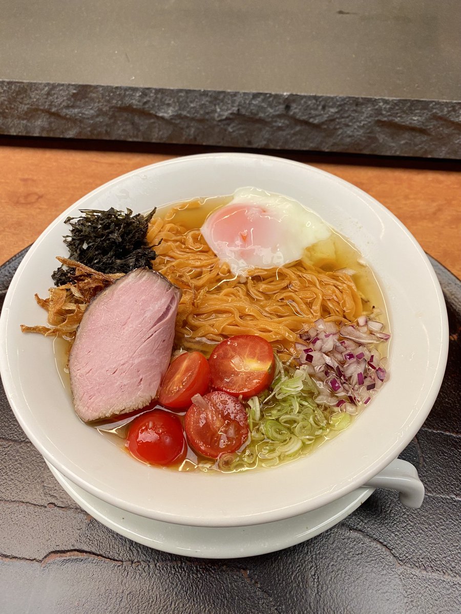 RKaryon50602's tweet photo. RAMEN TUNEです🍜
おはようございます😃

7月24日（金）11:30〜14:30ラストオーダー
本日もよろしくお願いします🍜

煮干しとトマト麺の冷やし🍅ご用意あります

明日はラーメンコースの日です🍜
ラーメン単品でのお席もありますのでよろしくお願いします🙇‍♂️

皆様のご来店お待ちしてます✨✨ https://t.co/MoRk4JaGw3