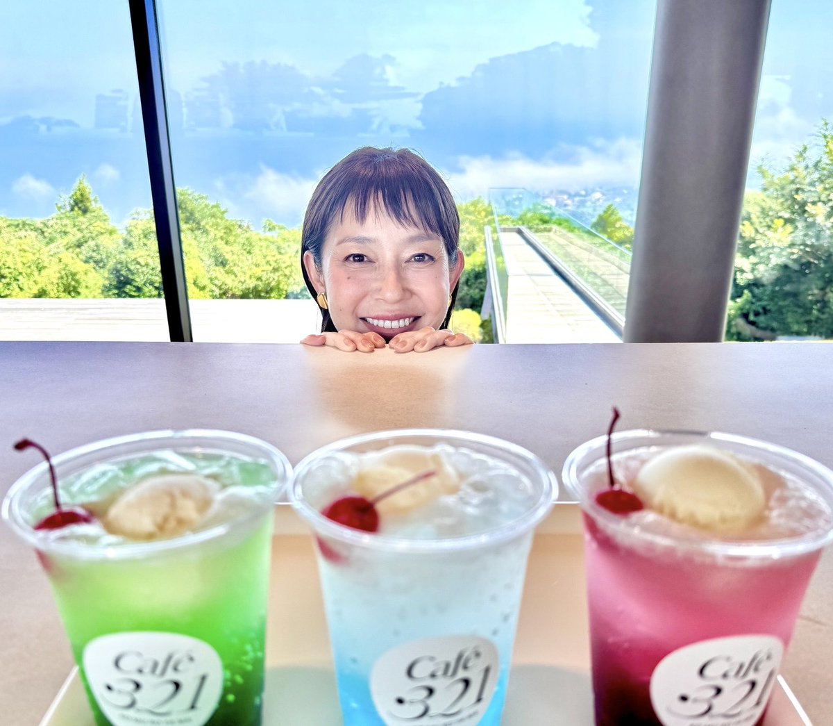 risa_sudou's tweet photo. 2026年７月24日、
50歳になりました🥳✨

同じく ７２４、な•に•よッ‼️
生まれの皆様も、
お誕生日おめでとうございます😍🫶✨

愛する娘っ子たちの未来、
そしてお仕事のこと、、

楽しみが盛りだくさんな人生！
ありがたい😭

変わらずマイペースな
50代の須藤も、
どうぞ宜しくお願いします🙇‍♀️ https://t.co/ztCFCl6VXs