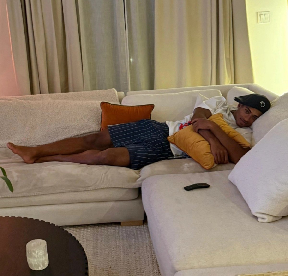 ixizkn's tweet photo. Jude bellingham boyfriend material💗 https://t.co/y4qeQR15I2