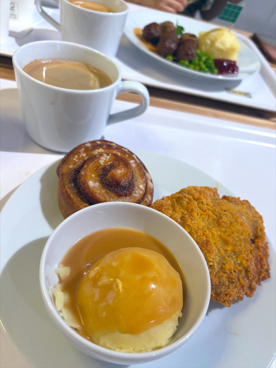 sayori74's tweet photo. もう金曜日🫨はやいｯ

月野さんと優雅にモーニングしました☕️ https://t.co/CQmAVkXJDb