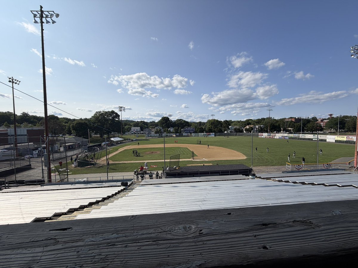 JackRachinsky's tweet photo. The Woodchuck has landed in Holyoke, MA for @NeersBase and @ValleyBlueSox from MacKenzie Stadium

Join me and @AJISDAWAY at 6:30pm on @ESPNPlus for some Thursday night baseball! https://t.co/Q5LNtzXnGS