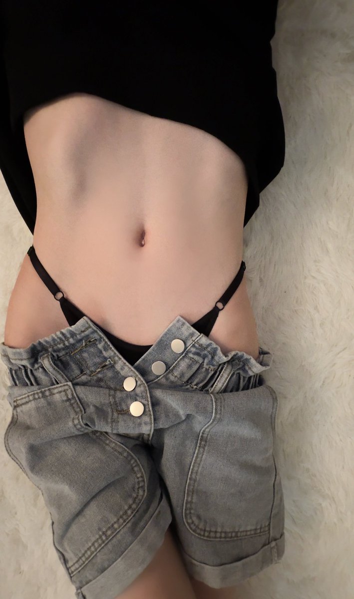 devwen0's tweet photo. #femboy https://t.co/ymhfCzC4UY
