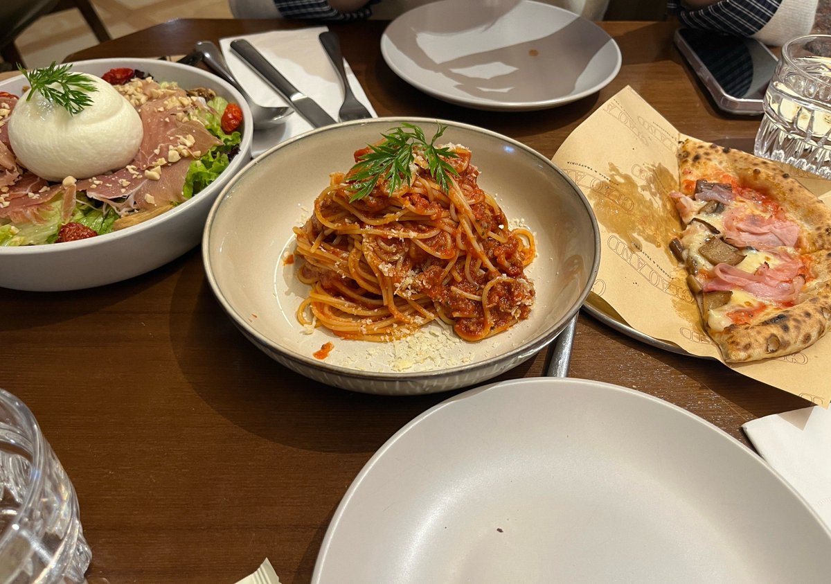 reclovelove's tweet photo. That first bite of warm homemade pasta after a long day Pure tiny win! https://t.co/PsyouXDheq