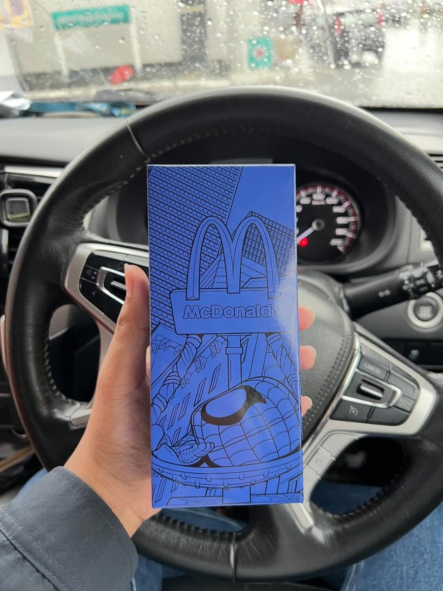Helyyil's tweet photo. تعاون بين ماكدونالدز وسبايدر مان 🕸️🕷️

@McDonaldsKSA > متى تجي الرياض؟ https://t.co/LHte9nFnOL