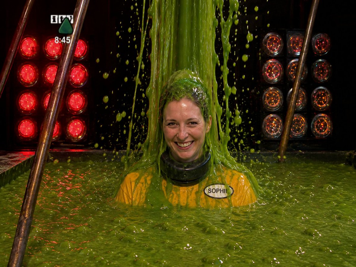 GYOBGunge97's tweet photo. Auntie Sophie Dunked into the Cold Smelly Slop #gunkdunk #gyob #getyourownback #shorts #barelegs #barefeet #smellyslop #gunge #gunged https://t.co/crsTHxSaQC