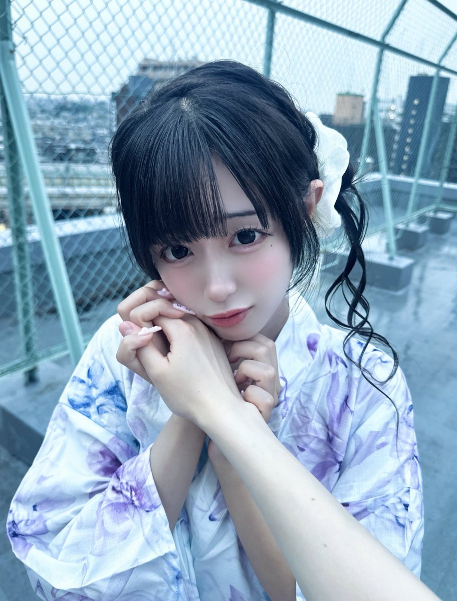 aacp_nanami's tweet photo. 待ってる左手に ほんの少し触れてみる https://t.co/c2WFJVh911