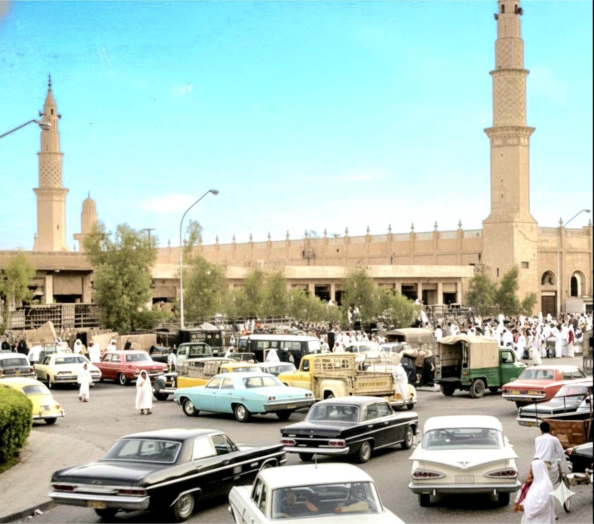 ads33asd's tweet photo. عندما تهدأ تبدأ الغشاوة المسيطرة
بالزوال التدريجي وتتضح الرؤيا ثم
الندم ، لامجال لاخذ قسط من التفكير
بادر بالاعتذار فأنت في لحظة القوة
حيناها ومزيد من الثقة
على طاري بكرة الجمعة ١٠ صفر ١٤٤٨
انت وذكرى المكان
سبحانك اللهم وبحمدك اشهدُ الاله
الا انت استغفرك واتوب البك
تمسوا على خير https://t.co/rSQaY2TSSK