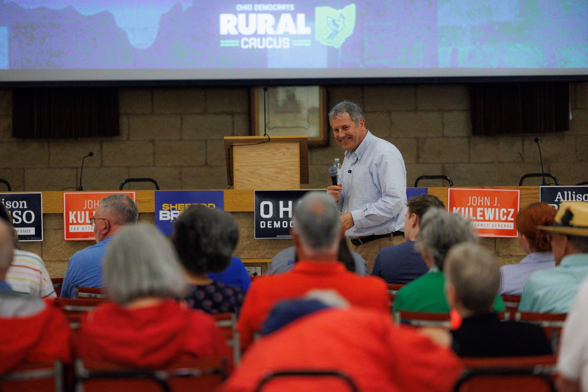 SherrodBrown's tweet photo. Costs are out of control, but rural Ohioans are showing up and fighting back. They’re demanding leaders in Washington who will fight to help their communities get ahead. https://t.co/sJWBFgpbQQ