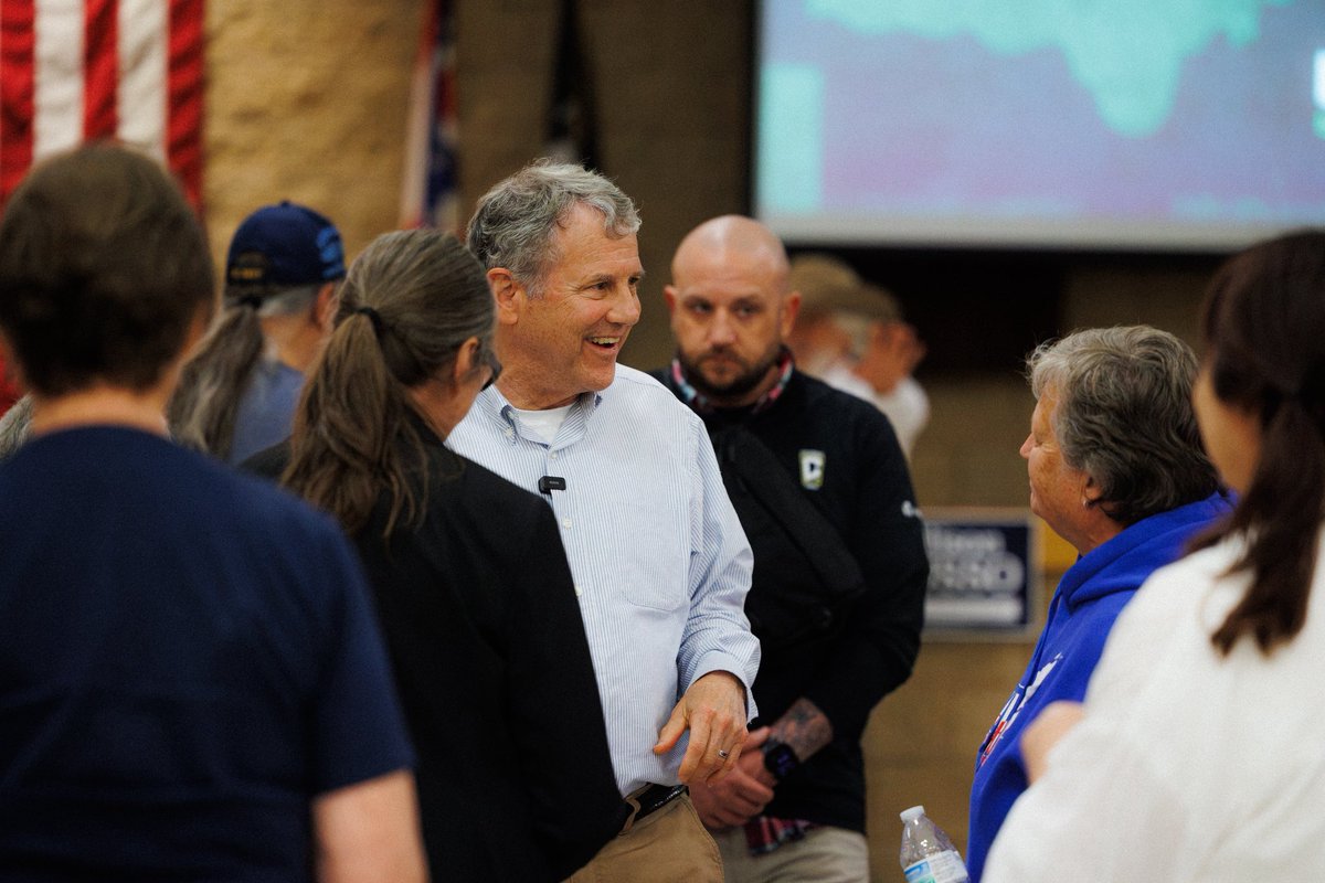 SherrodBrown's tweet photo. Costs are out of control, but rural Ohioans are showing up and fighting back. They’re demanding leaders in Washington who will fight to help their communities get ahead. https://t.co/sJWBFgpbQQ