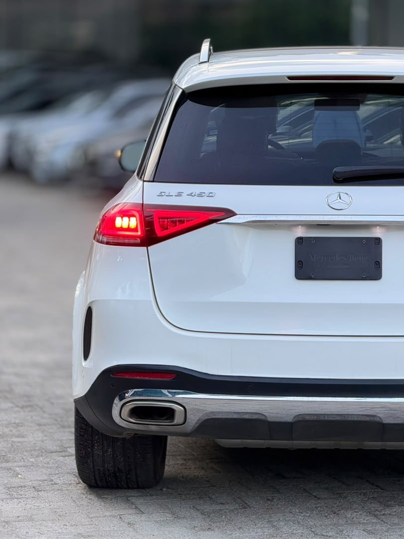 abujacarstand's tweet photo. PLEASE KINDLY REPOST IT COMES HIGHLY APPRECIATED 🙏🏽🙏🏽🙏🏽 

Mercedes-Benz GLE450 4MATIC (2019)
Now available at ABUJACARSTAND LTD
💰Price: ₦76,000,000
📍Abuja
📱DM/Call Fadil on 07033230964
Book inspection • Fast delivery • Trusted dealership https://t.co/06mnsR9UzF
