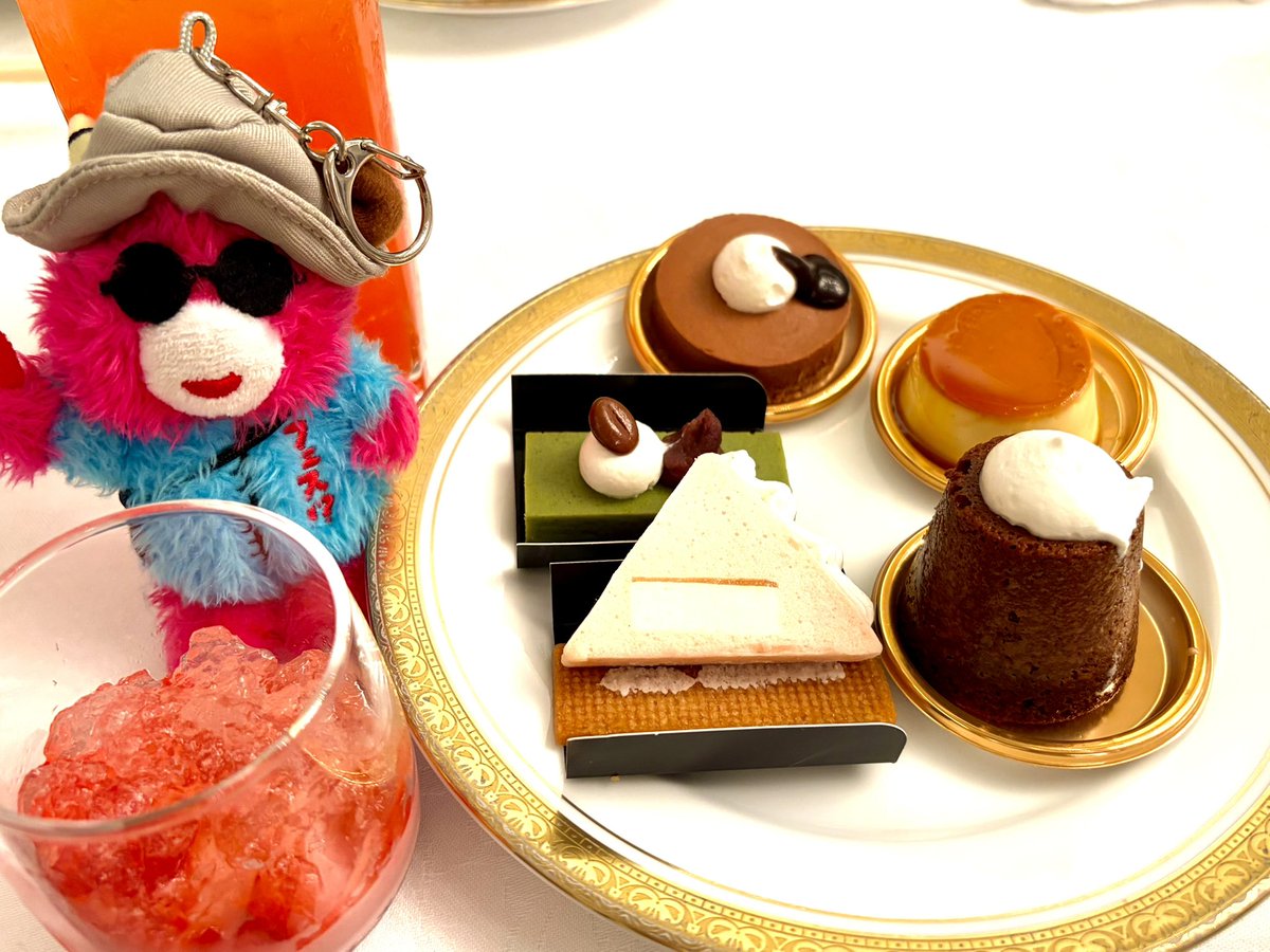 aiko_afrorush's tweet photo. 2026 夏のビアフェスタ🍺
連れてってもらった😋
最後のデザート🍰🍮 https://t.co/oGsODJlRMt