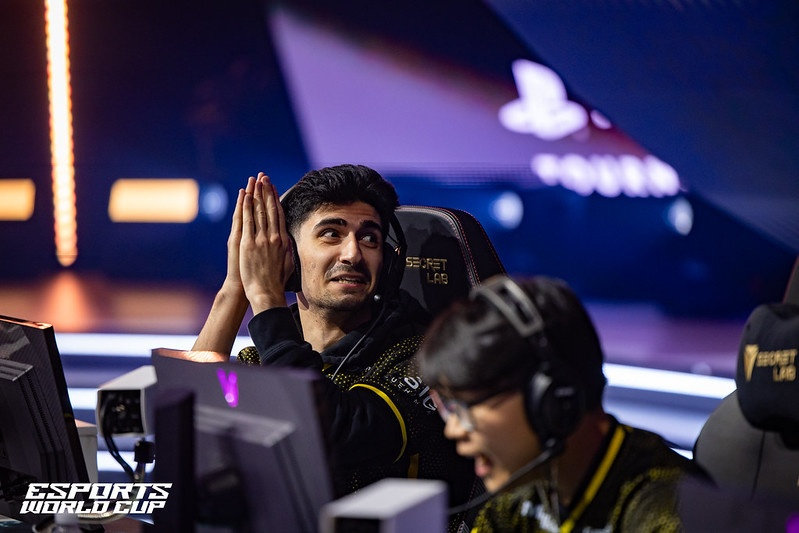 Vexxbot00's tweet photo. Acorn is definetely top 10 all time, I don't understand the acorn hate
he's good at everything
Probably one the most complete player ever even khanada said that
He make the game so easy for his teammates and you can ask all acorn teammates, https://t.co/DWtgCOpBtQ