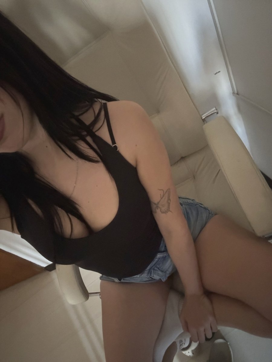sunnylunay2lq's tweet photo. total mood right now https://t.co/ImIlbWnFyX