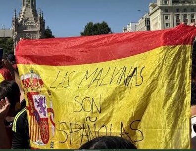 BRS1154's tweet photo. Un día las protegimos, al otro las entregamos y ellos las perdieron, pero siempre serán: https://t.co/YZQljz45DW