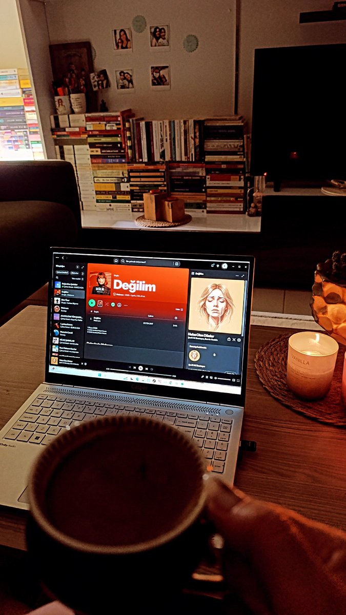 09_Delice's tweet photo. ~ Umut içimde bir yerde,
~ İçimde her yer, her yerde...
#umuda bi #kahve ☕
#iyigeceler 🌙 https://t.co/kQDrdytkBB