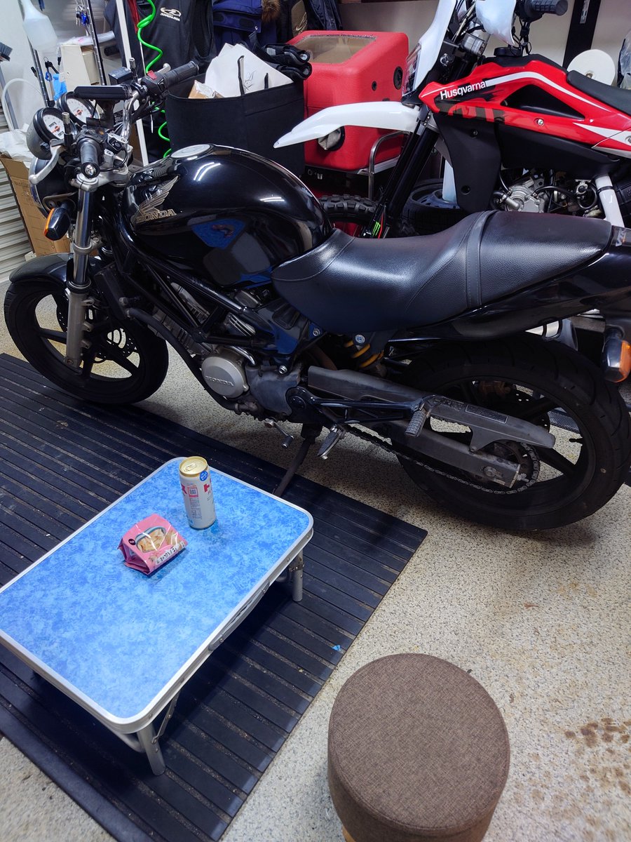 Tomochan2_m's tweet photo. 本日もご安全に https://t.co/c3sVoYUen7