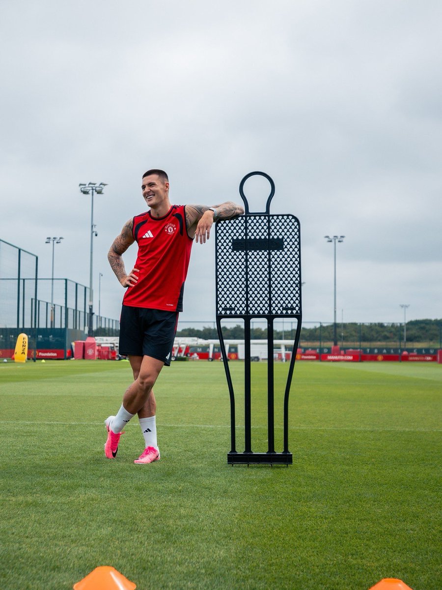 UnitedStandMUFC's tweet photo. Big Ben 🇸🇮