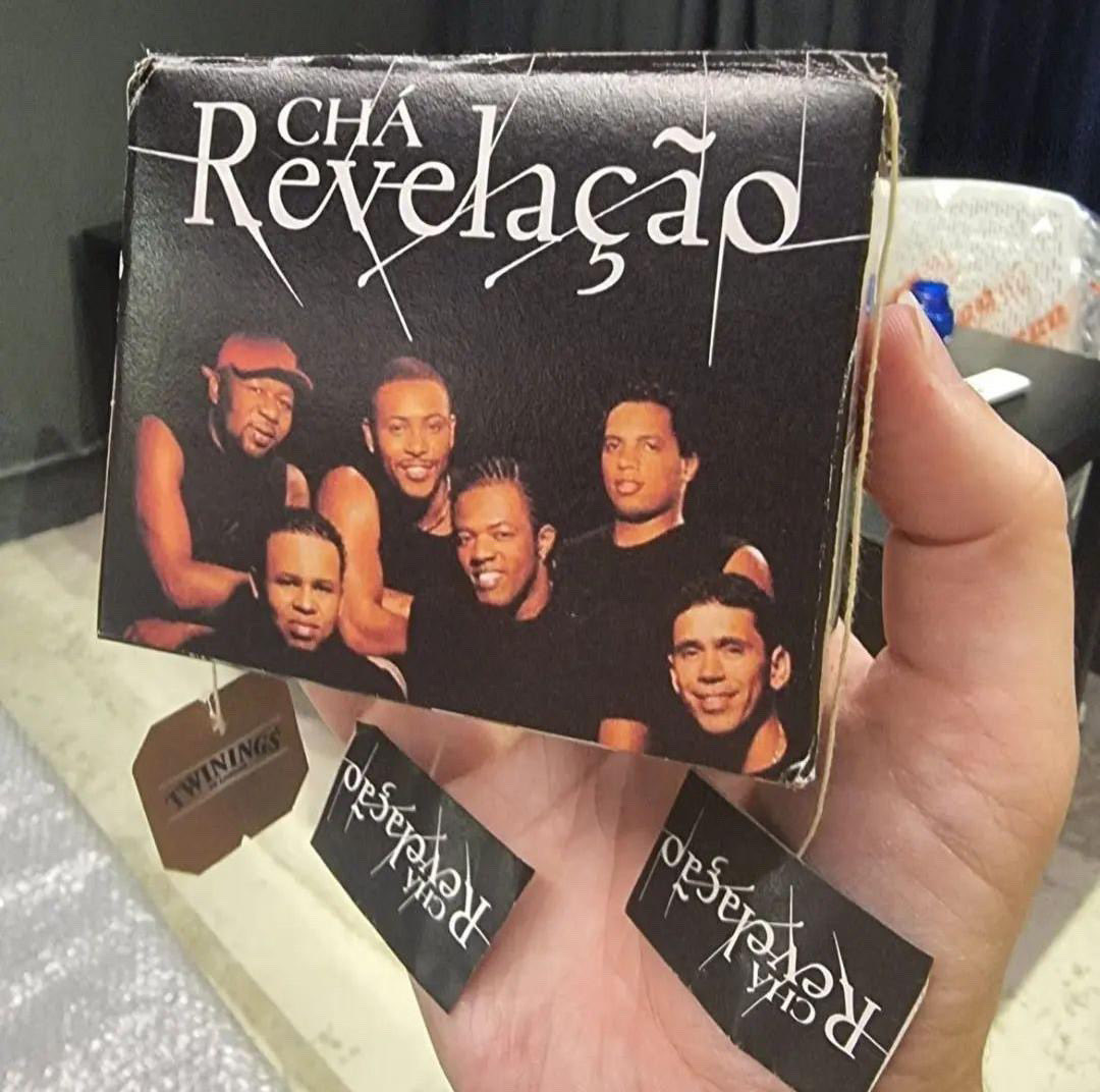 Pagodezinhoo's tweet photo. Ahh, então esse é o famoso chá revelação 😂 https://t.co/bB56X2OqCo