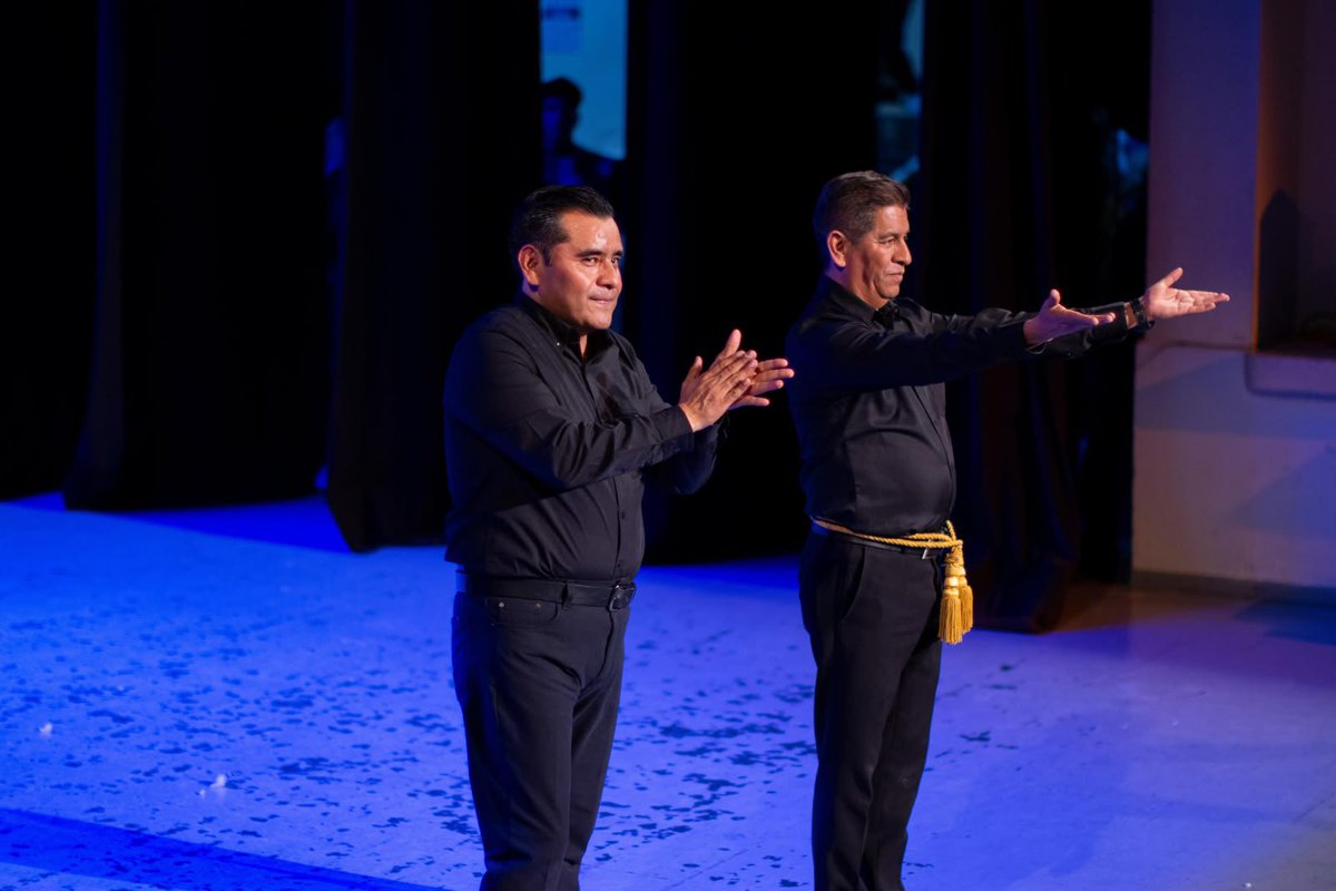 JosdeJessEncar1's tweet photo. #TeatroaPopular el 20 de julio se celebró el IX festival de teatro “Victor Puebla” en honor al director, actor y dramaturgo Victor Puebla. Se presentaron 4 puestas en escena de alta calidad que se caracterizan por evitar la frivolidad, dando un enfoque humanista al teatro. https://t.co/Speecyn6fI
