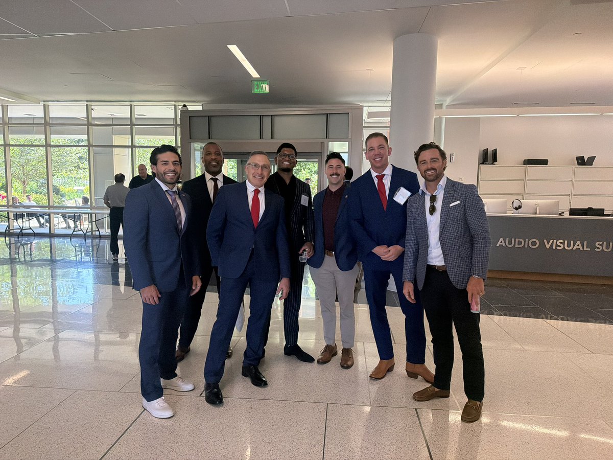 gonatehill's tweet photo. Today our industry showed up big at the FDA’a PCAC hearing  on peptides. A win for personalized medicine isn’t one company’s win. It’s providers, pharmacists, and advocates in the same room, pushing for one thing: patients deserve regulated access. 
Compounding is not a crime. https://t.co/ObG8SC2nwC