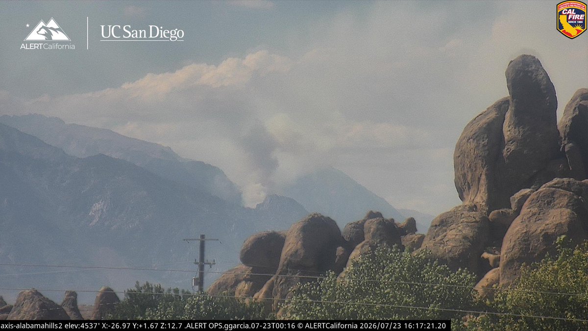 DanielFireTruck's tweet photo. The #RockFire is 11,645 acres, with 18% Containment.

Helicopters have been working all throughout the day and will continue to do so as conditions allow them to, the only active part of the Fire is where it pushed into Inyo National Forest. https://t.co/ioVljUL6cN