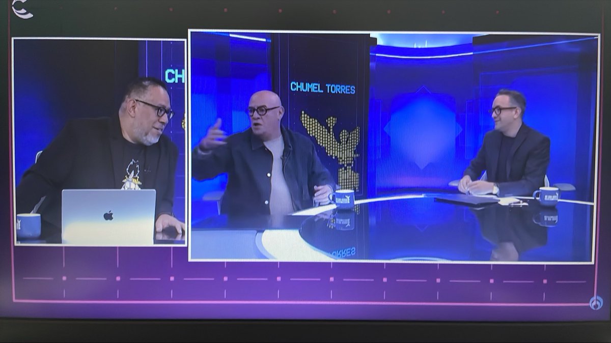 AaronFGalvez's tweet photo. Estimados señores: @V_TrujilloM, @ElGab, @ChumelTorres  URGE una plática más amplia e igual de exqusita que lo que hicieron aquí. Porfis https://t.co/ASRCUuw6jE
