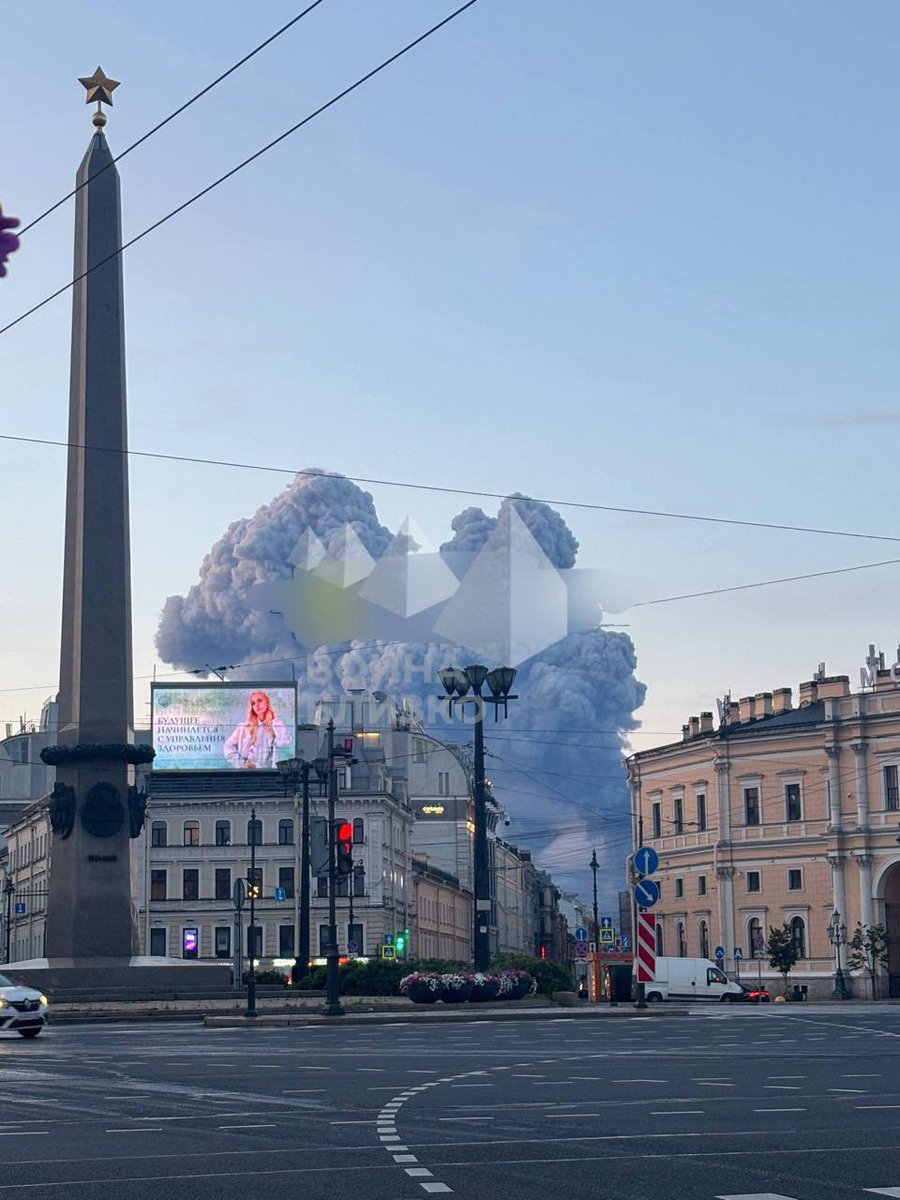 alexsandrova888's tweet photo. центр Петербурга! вот это кадр https://t.co/1DmUnYraLr