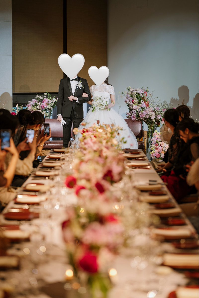 kimimi_3's tweet photo. アンダーズ東京🗼
もう結婚式は1年半前だけど、和モダンでどこを見てもオシャレだし、何よりフローリストさんたちのセンスも抜群で本当におすすめです🥰🌸💭✨

地方からの参列者が多かったので、the東京のロケーションを堪能してもらえることがいちばんの決め手でした☝️🌟 https://t.co/0JZcUyoUqm