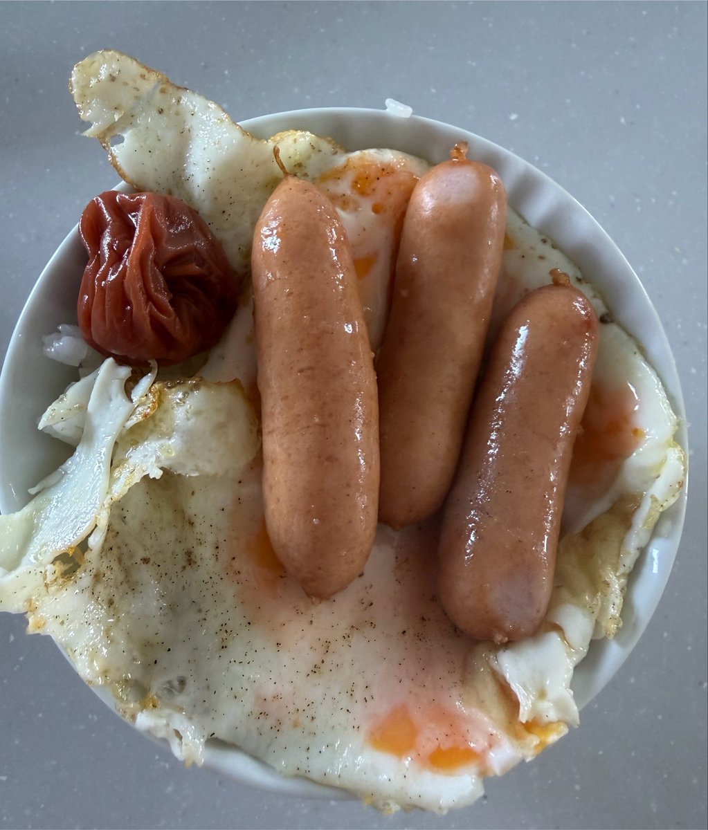 norashitagai's tweet photo. ん、おはよ、ご飯作っておいたよ♡ https://t.co/R0Rk8X9uJs