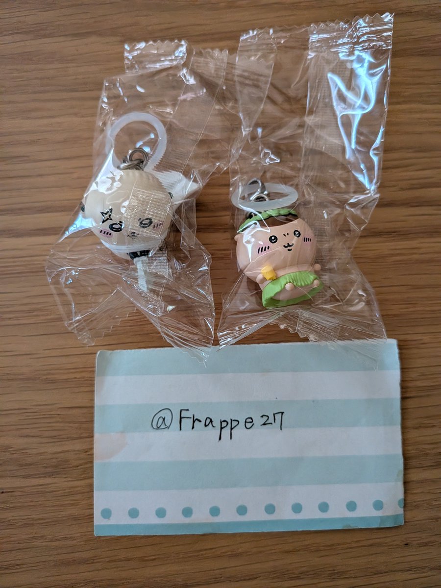 Frappe27's tweet photo. 【交換】ちいかわ 映画 特典 めじるしアクセサリー　

譲：ラッコ、くりまんじゅう
求：古本屋(カニちゃん)、うさぎ
 
郵送での交換希望
お気軽にお声掛けください https://t.co/Iluotddeck